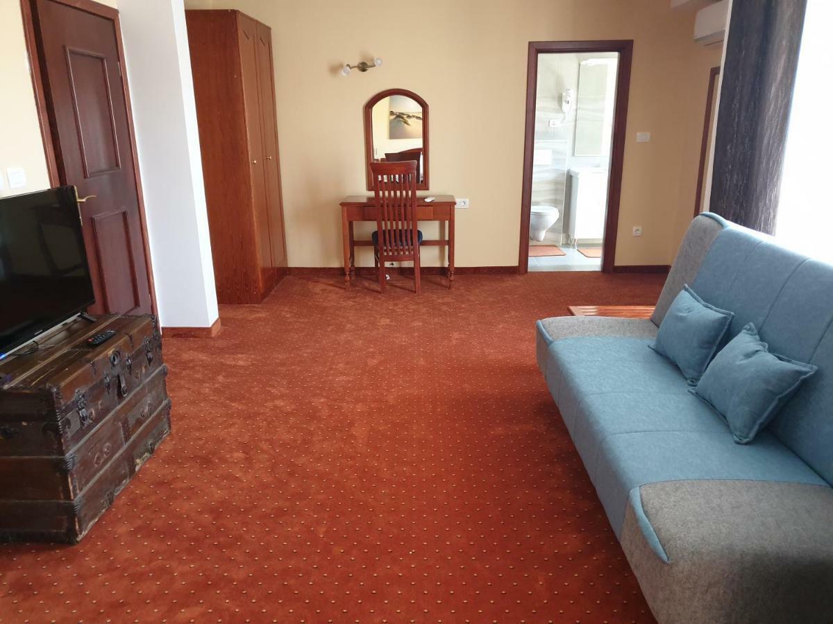 Miramare Szálloda 4*