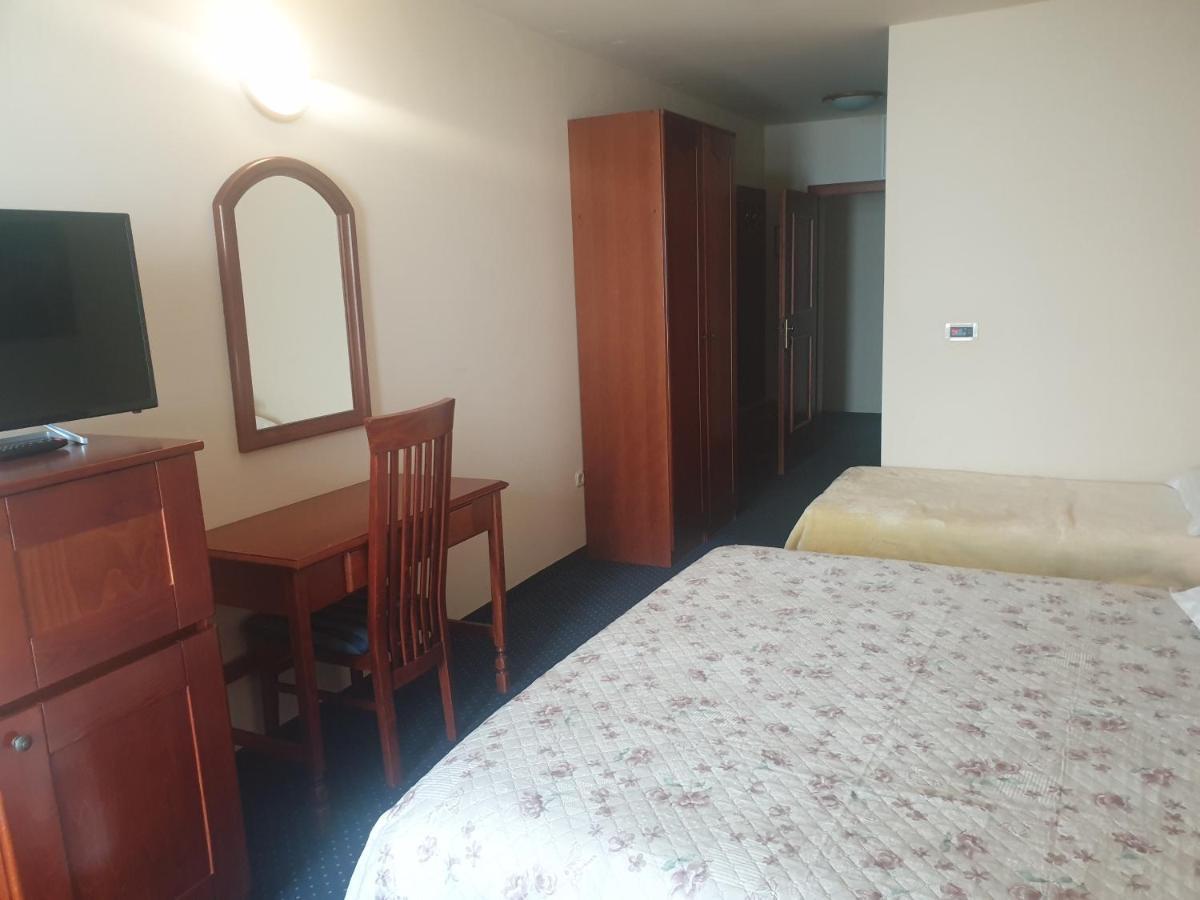 Miramare 4* Njivice